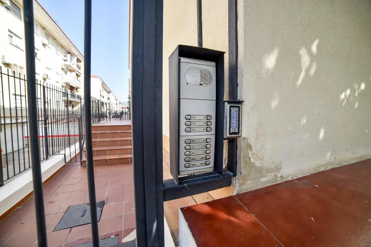 Amplio Con Parking, Club Y Piscina Junto A Sevilla La Algaba Apartment