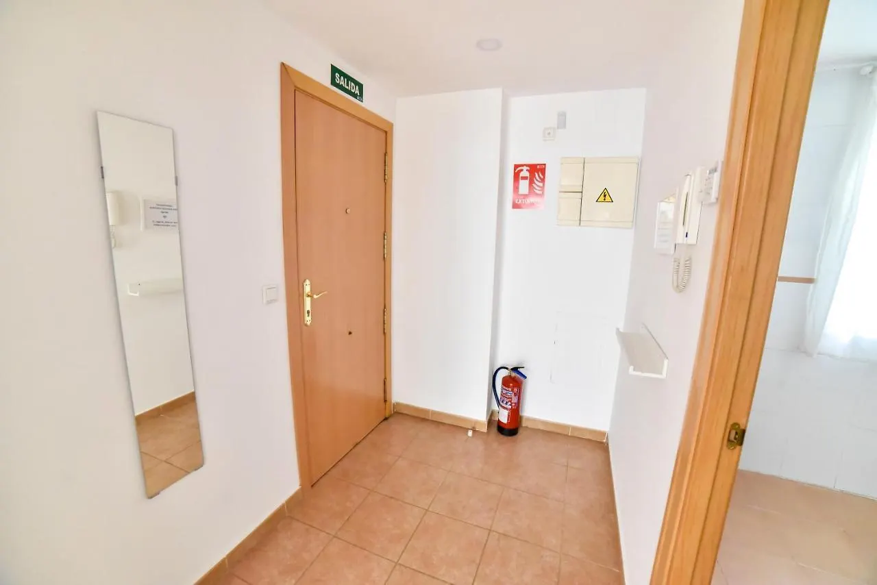 Amplio Con Parking, Club Y Piscina Junto A Sevilla La Algaba 0*,  Spain